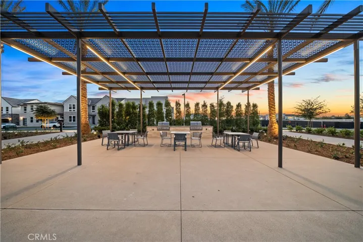 390 Riverbend, Lake Forest, California 92630
