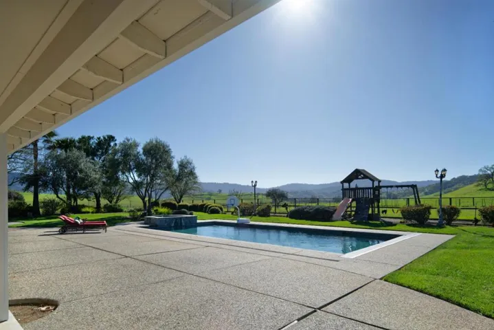 10165 Jean Ellen Court, Gilroy, California 95020
