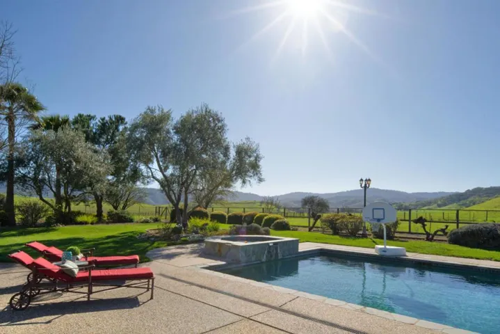 10165 Jean Ellen Court, Gilroy, California 95020