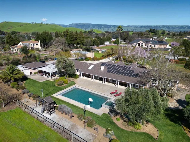 10165 Jean Ellen Court, Gilroy, California 95020