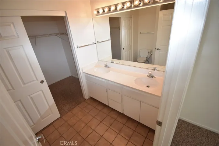 19017 Frances Street, Apple Valley, California 92308