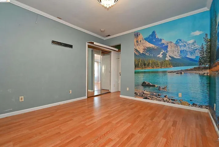 1292 61st, Oakland, California 94621