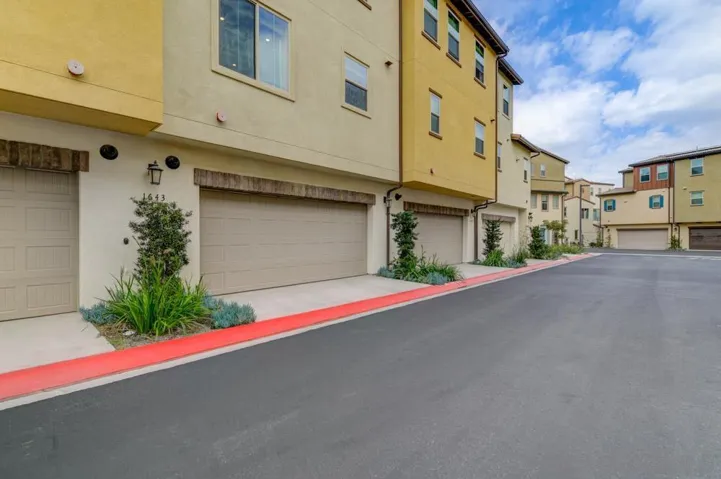 1643 Fig Tree Way, Oceanside, California 92056