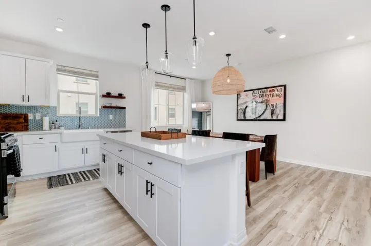 1643 Fig Tree Way, Oceanside, California 92056