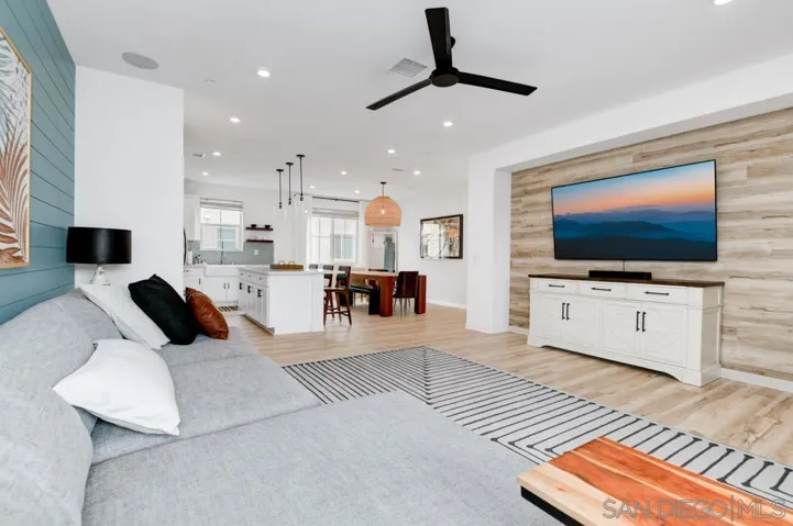 1643 Fig Tree Way, Oceanside, California 92056