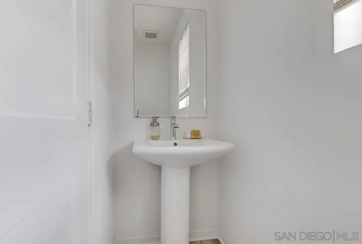1643 Fig Tree Way, Oceanside, California 92056