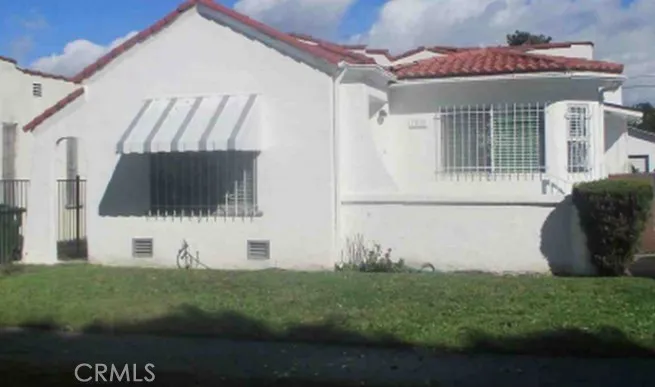 1009 E 84th Street, Los Angeles, California 90001