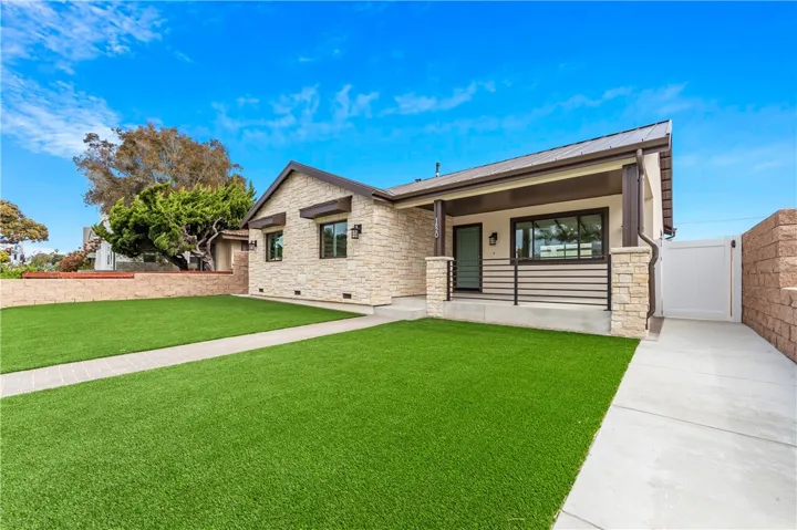 1820 Main Street, Huntington Beach, California 92648
