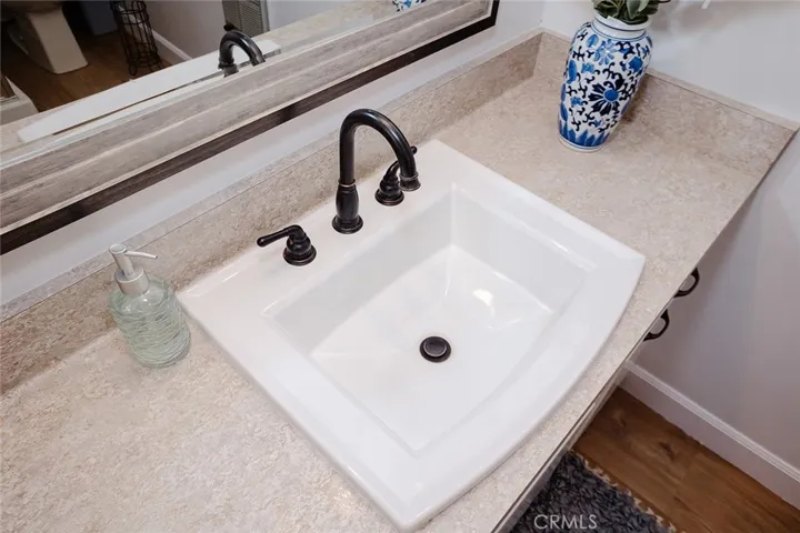 New Guest Sink/Faucet
