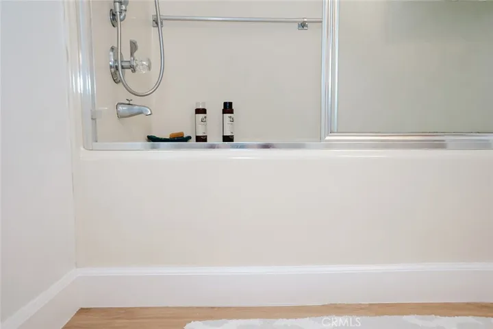 Soaker Tub in Main Bath