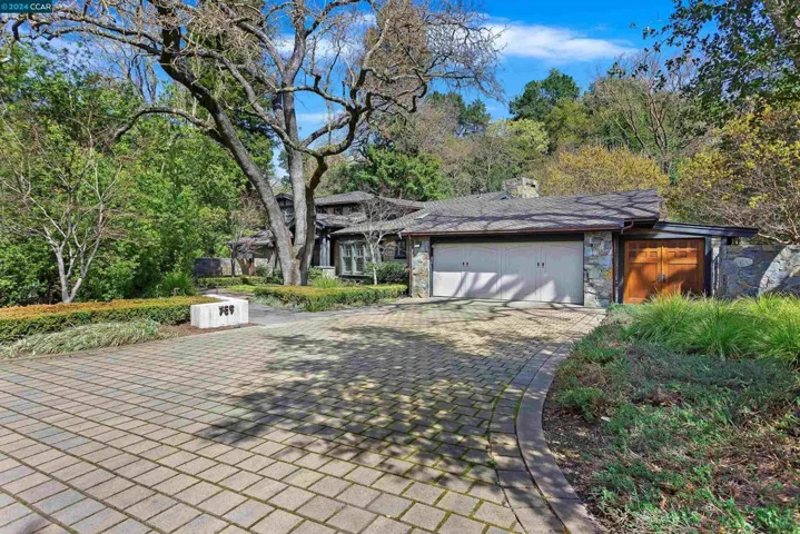 789 Los Palos Manor, Lafayette, California 94549