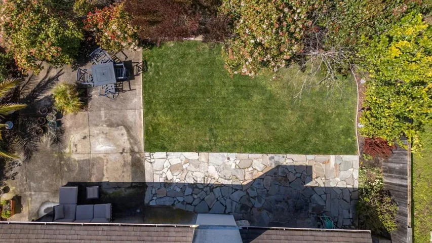 1245 Glacier Ave, Pacifica, California 94044