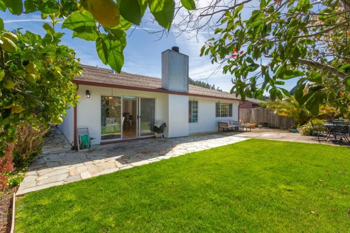 1245 Glacier Ave, Pacifica, California 94044