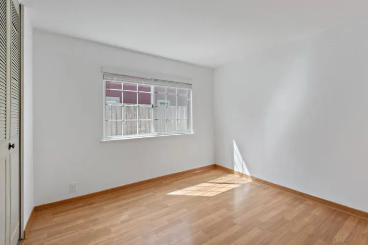 1245 Glacier Ave, Pacifica, California 94044