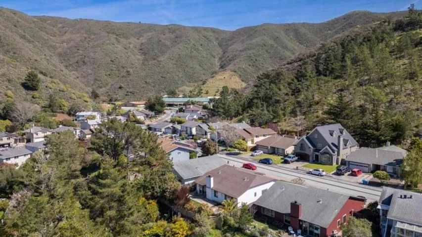 1245 Glacier Ave, Pacifica, California 94044
