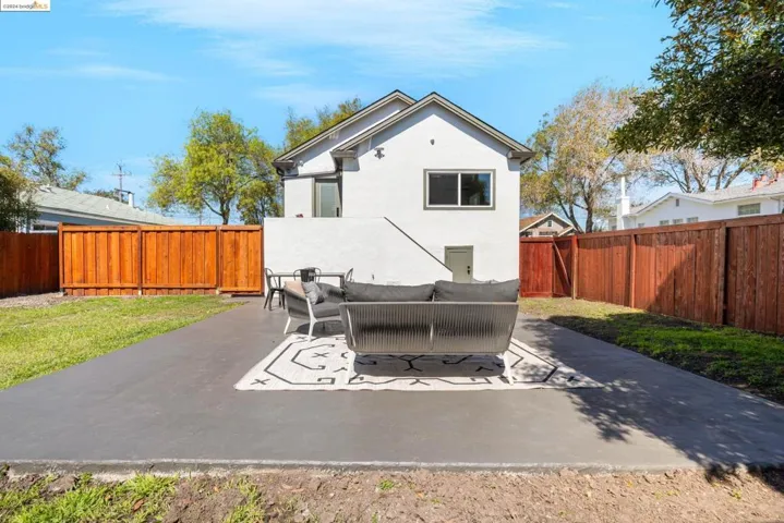 1350 66th St, Berkeley, California 94702