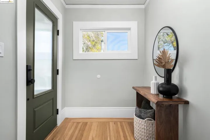 1350 66th St, Berkeley, California 94702