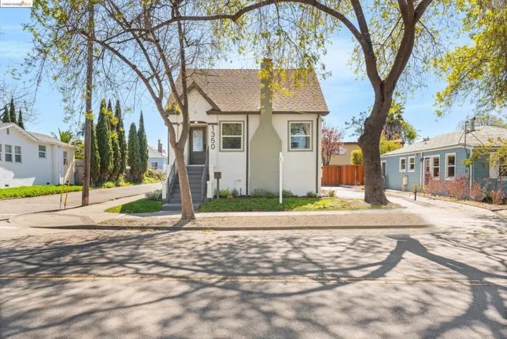 1350 66th St, Berkeley, California 94702