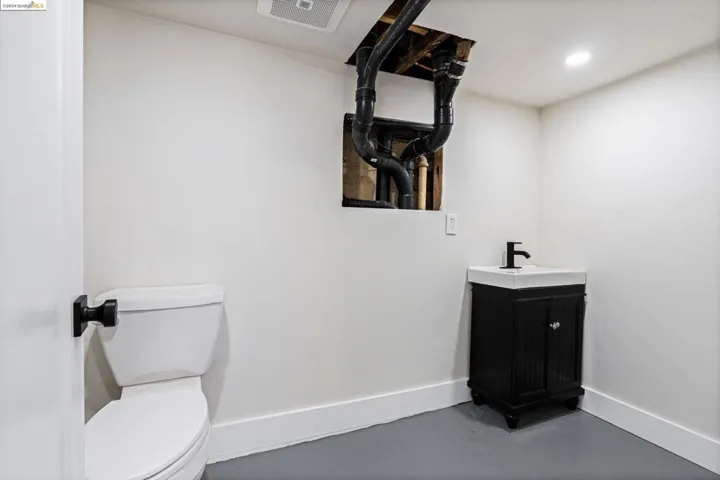 1350 66th St, Berkeley, California 94702