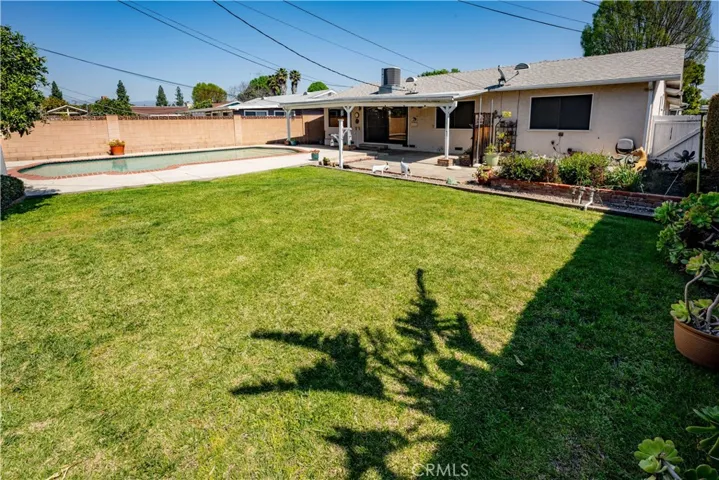 7421 Asman Avenue, West Hills, California 91307