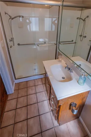 7421 Asman Avenue, West Hills, California 91307