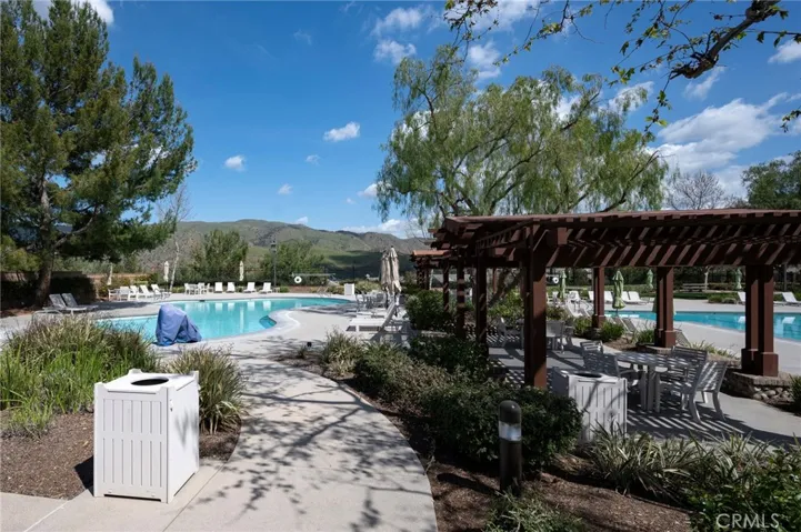 Community pool