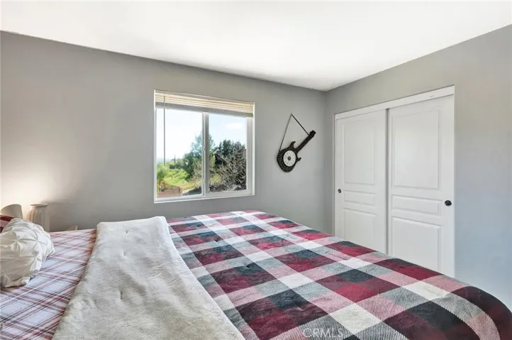 11793 Silver Birch Road, Corona, California 92883