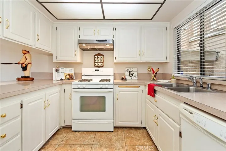 8472 Cherry Blossom Street, Rancho Cucamonga, California 91730