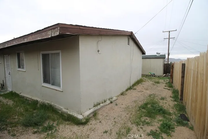 916 E Navajo Street, Barstow, California 92311