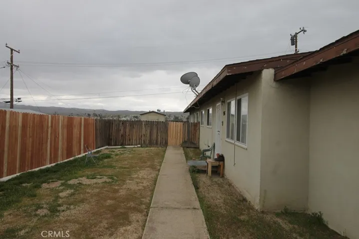 916 E Navajo Street, Barstow, California 92311