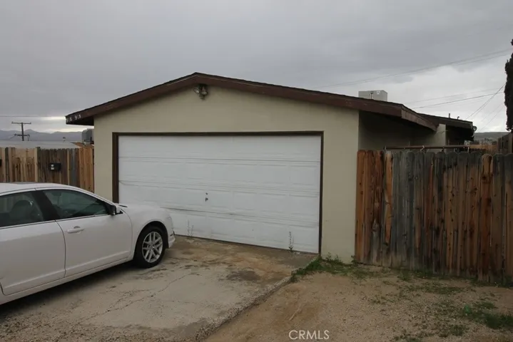 916 E Navajo Street, Barstow, California 92311