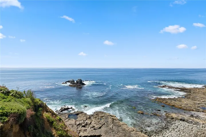 1547 N Coast Highway 14, Laguna Beach, California 92651