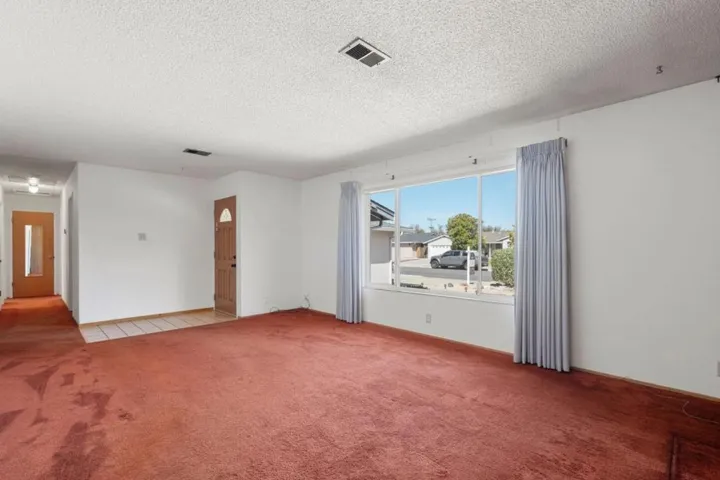 1400 Bouret Drive, San Jose, California 95118