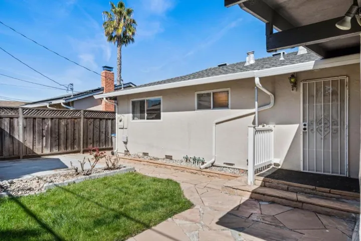 1400 Bouret Drive, San Jose, California 95118