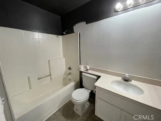 2331 E Kildare Street, Lancaster, California 93535