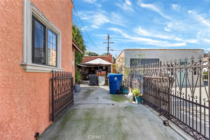 2821 Vaquero Avenue, Los Angeles, California 90032
