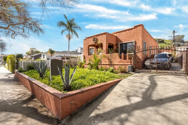 2821 Vaquero Avenue, Los Angeles, California 90032