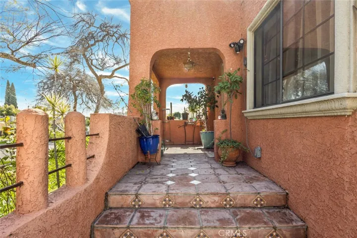 2821 Vaquero Avenue, Los Angeles, California 90032