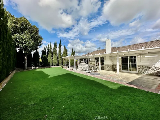 4898 Via De La Luna, Yorba Linda, California 92886