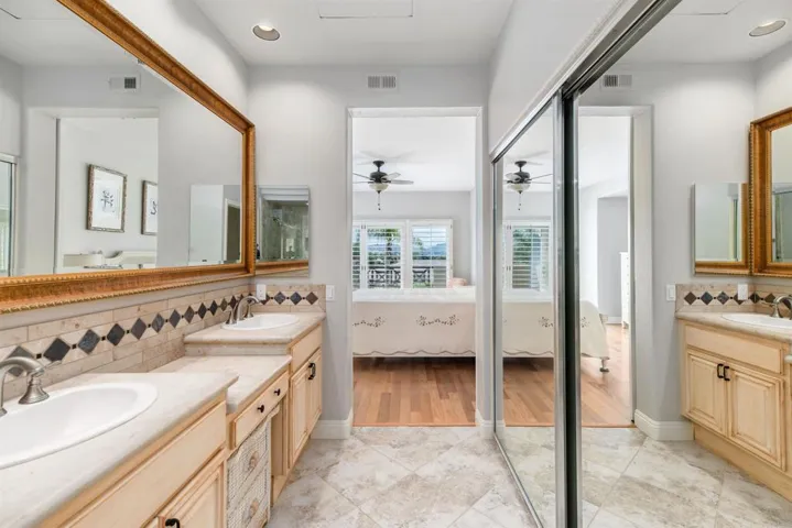 6908 Thrush Place, Carlsbad, California 92011