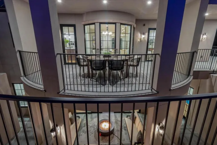 16005 Greenwood Lane, Monte Sereno, California 95030