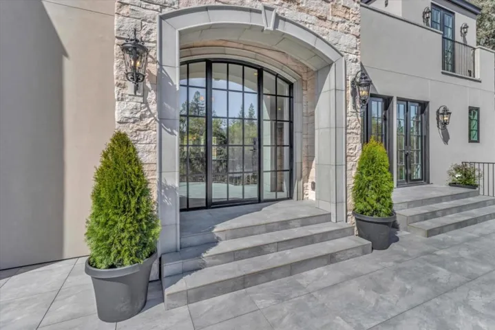 16005 Greenwood Lane, Monte Sereno, California 95030