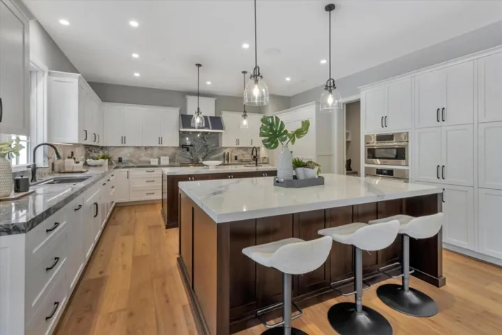 16005 Greenwood Lane, Monte Sereno, California 95030