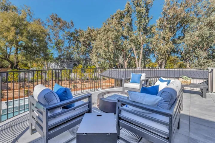 16005 Greenwood Lane, Monte Sereno, California 95030