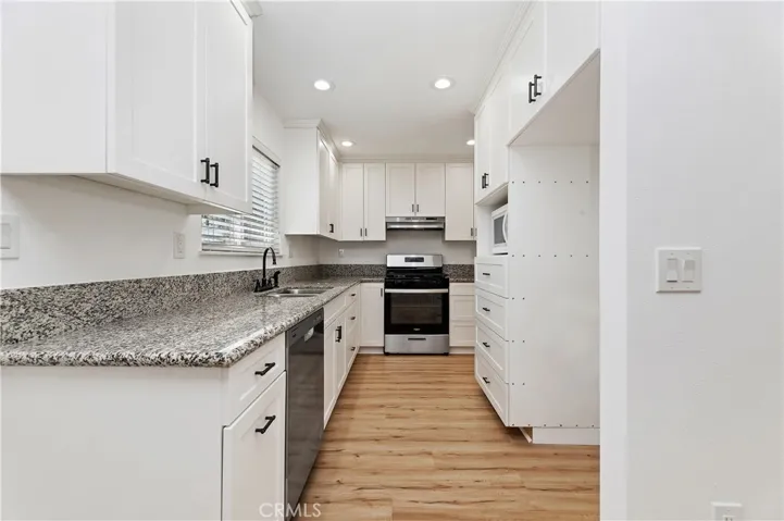 256 E Mission Road, Corona, California 92879