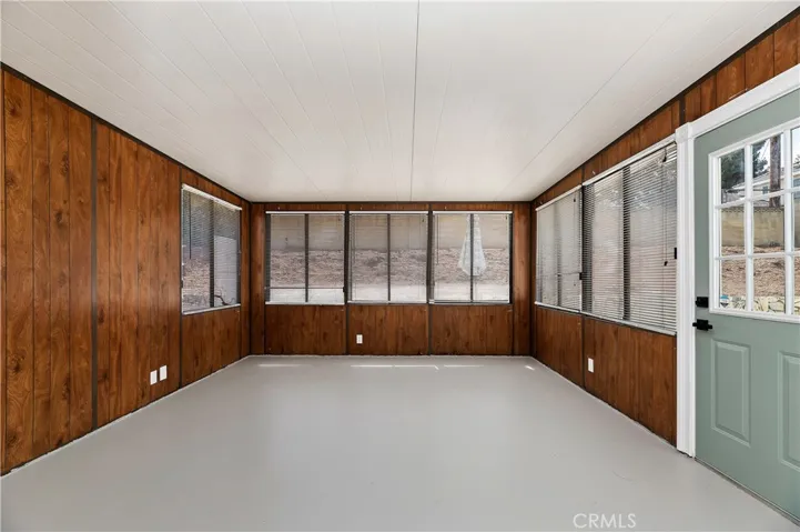 256 E Mission Road, Corona, California 92879