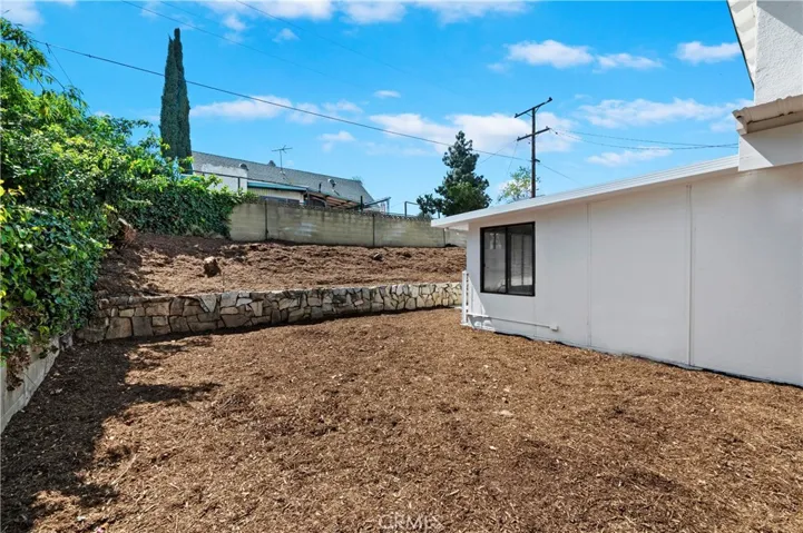 256 E Mission Road, Corona, California 92879