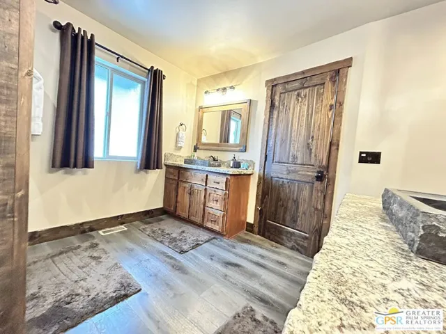 800 Edgemoor Road, Big Bear, California 92315