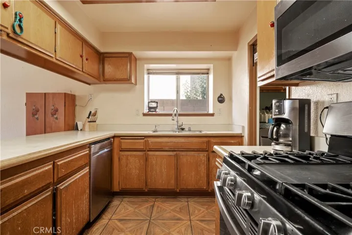 13683 Red Mahogany Drive, Moreno Valley, California 92553