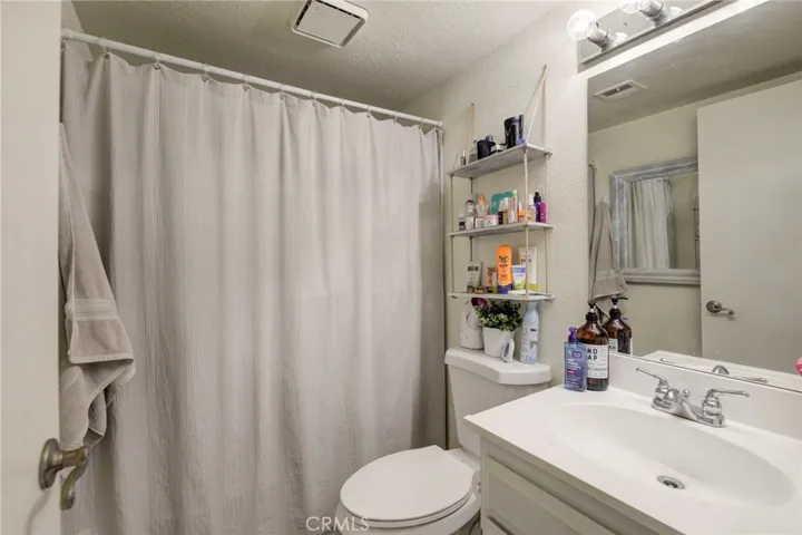 1919 E Beverly Way 202, Long Beach, California 90802